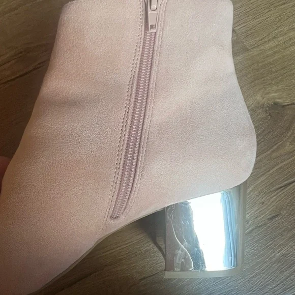 Aldo Pink and Metallic Ankle Boots Block Heel size 9 - Picture 8 of 9